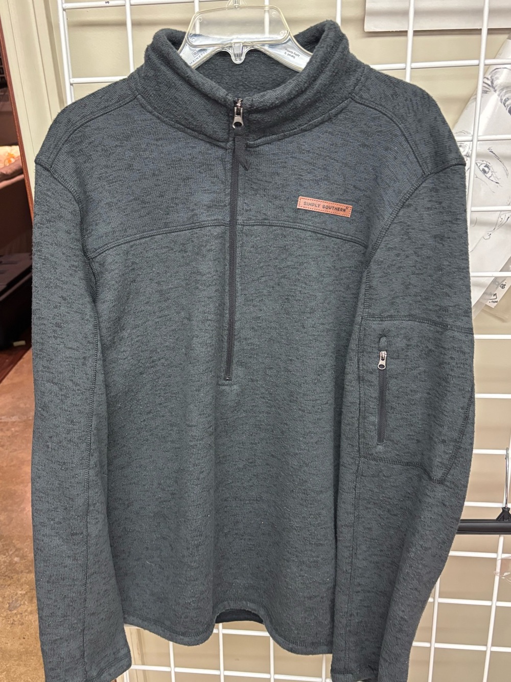 Simply Southern Men’s Heather Gray Fleece Quarter Zip Pullover Sweater Med. EUC